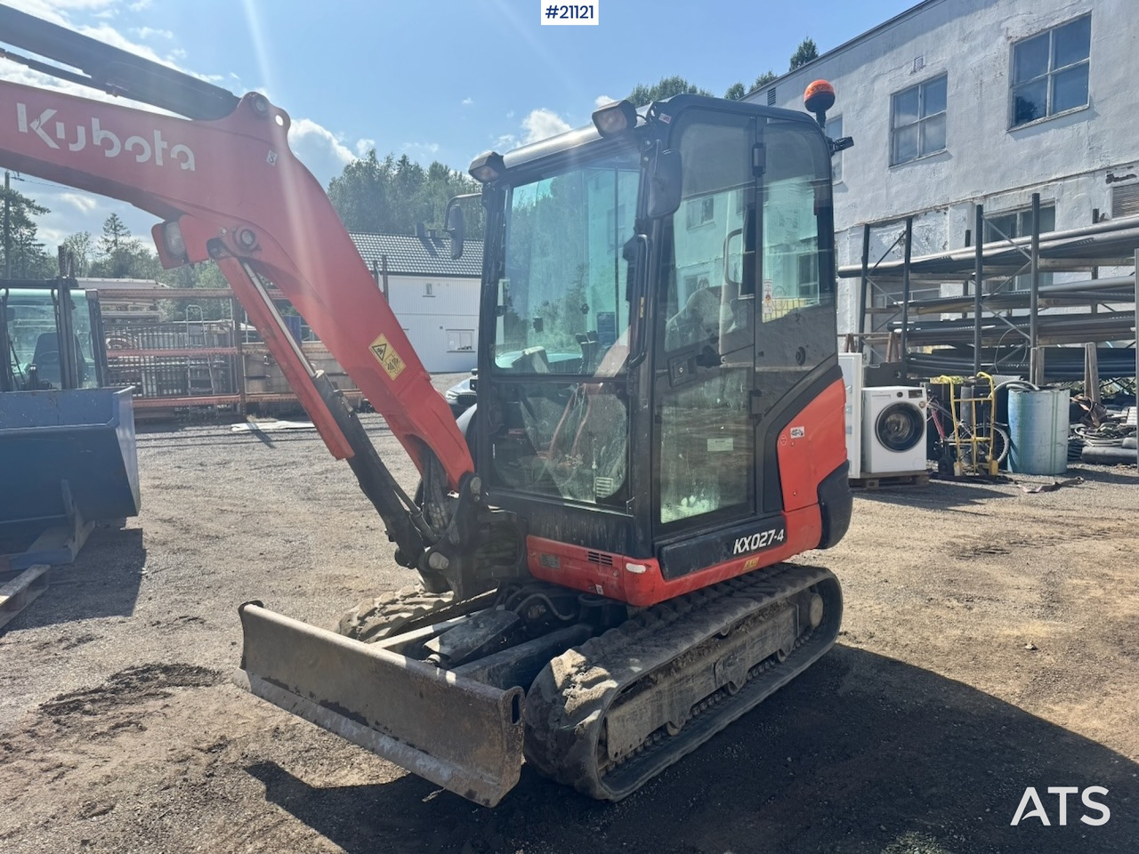 Mini excavator Kubota KX027-4: picture 12