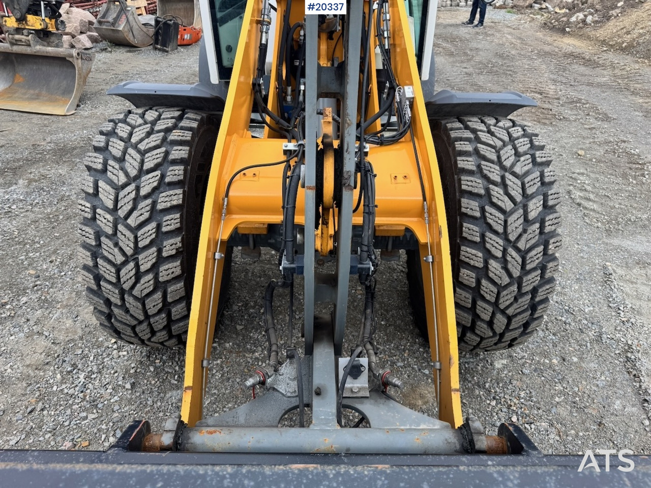 Wheel loader Liebherr L506C: picture 16
