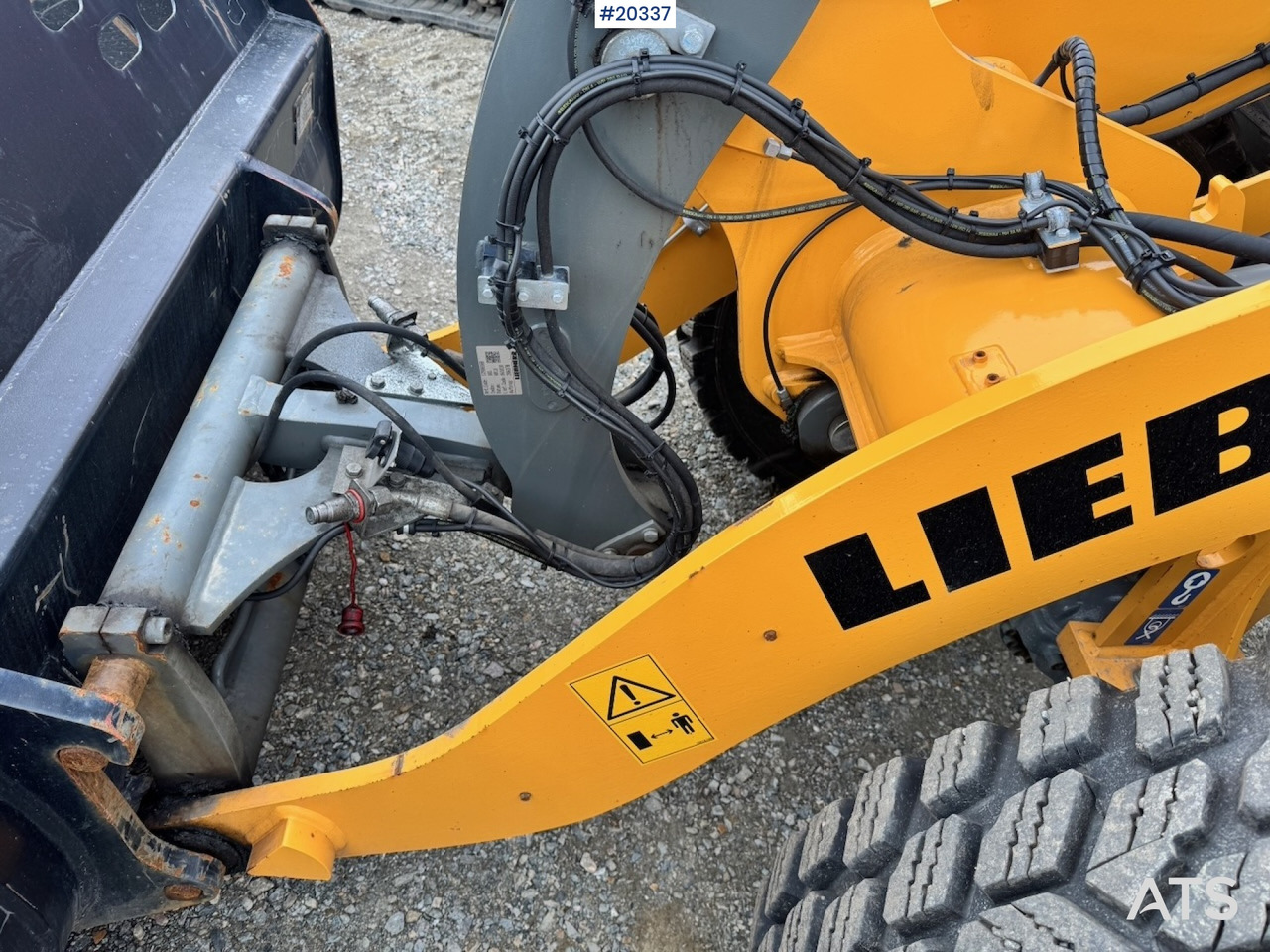 Wheel loader Liebherr L506C: picture 20