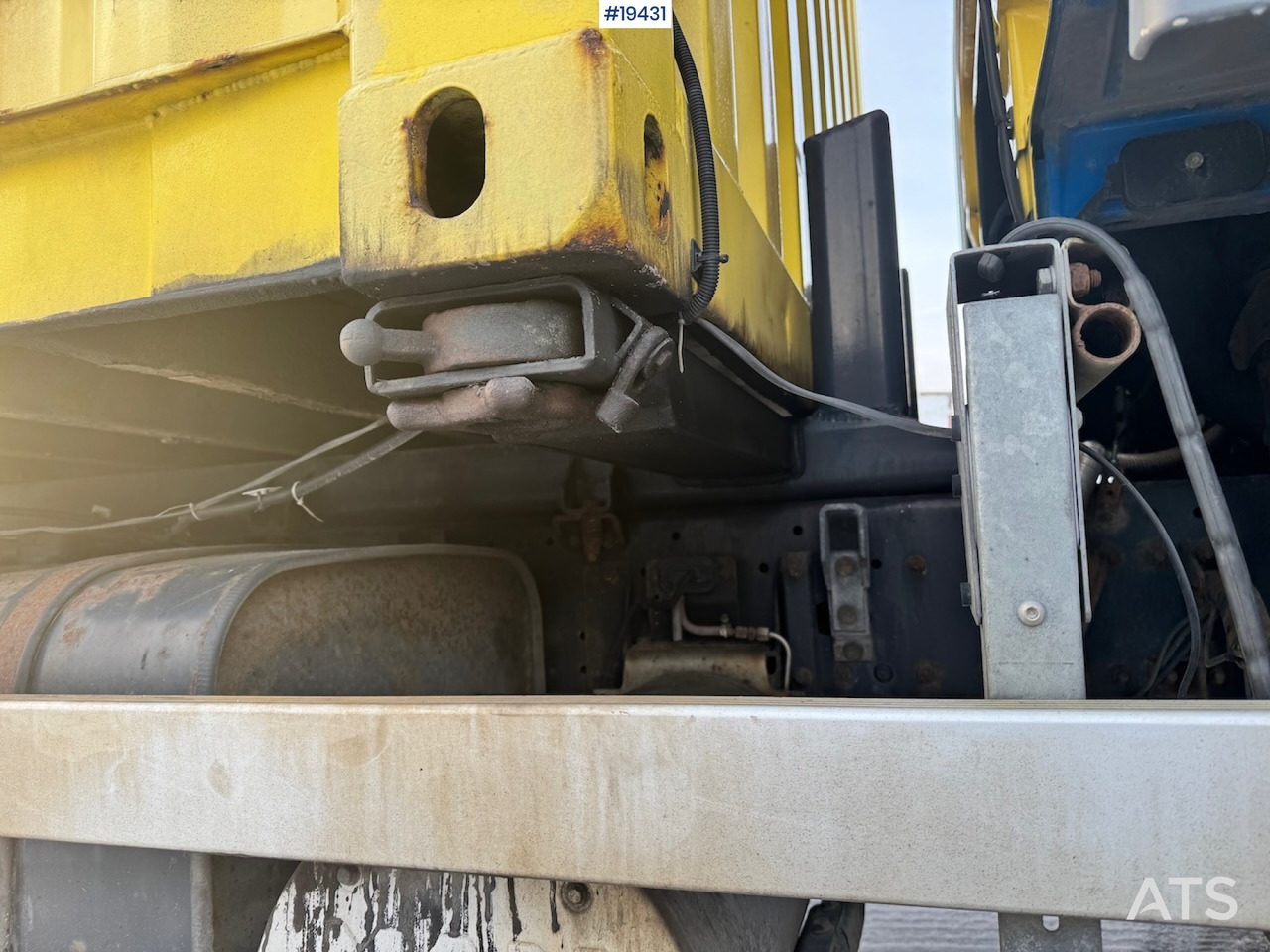 Container transporter/ Swap body truck MAN TGM 15.280: picture 29
