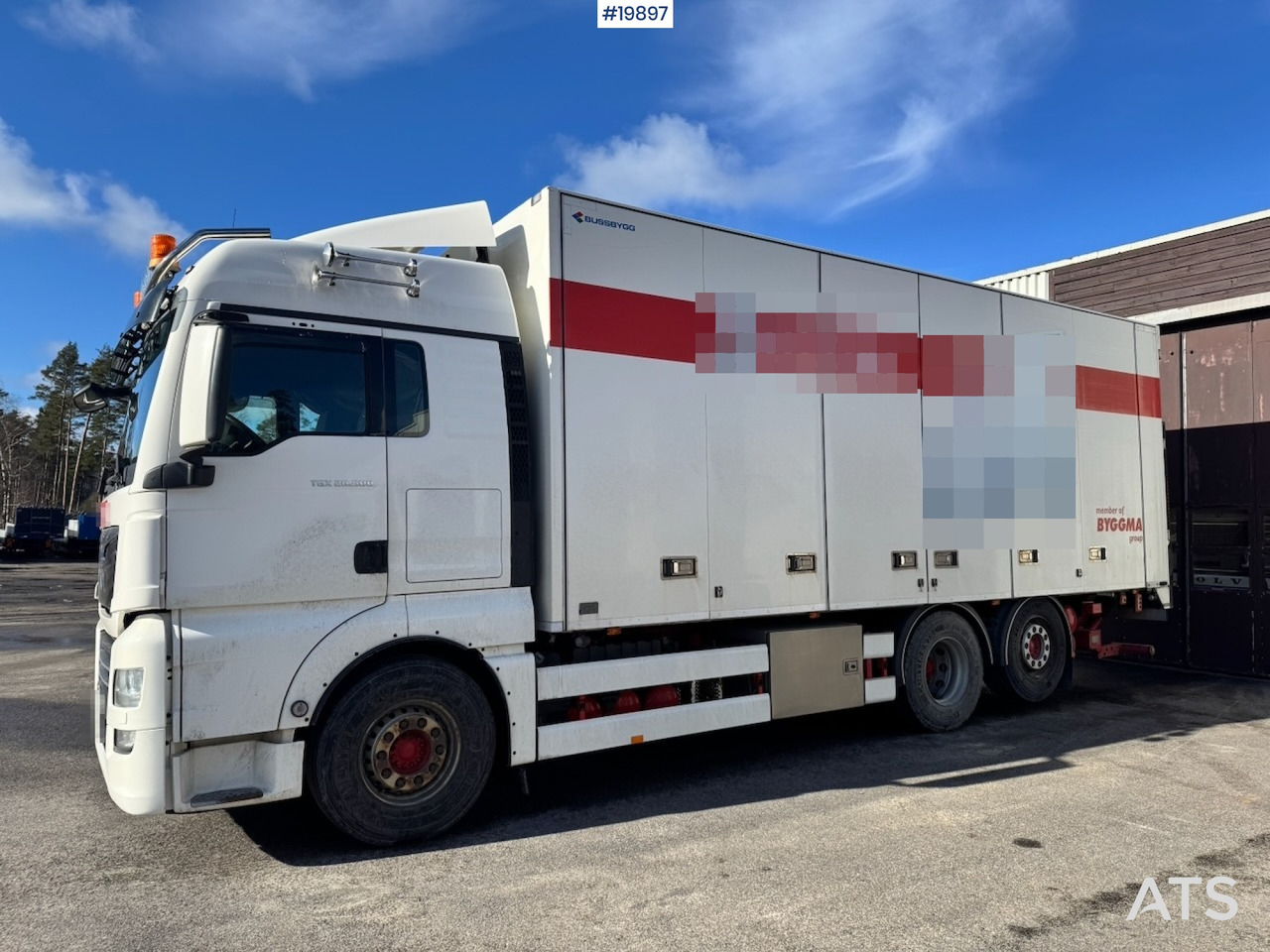 MAN TGX 26.500 - Box truck: picture 4 MAN TGX 26.500 - Box truck: picture 4