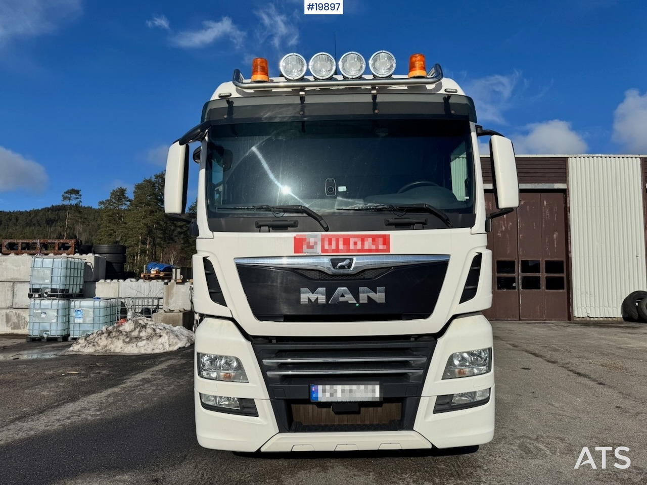 MAN TGX 26.500 - Box truck: picture 2 MAN TGX 26.500 - Box truck: picture 2