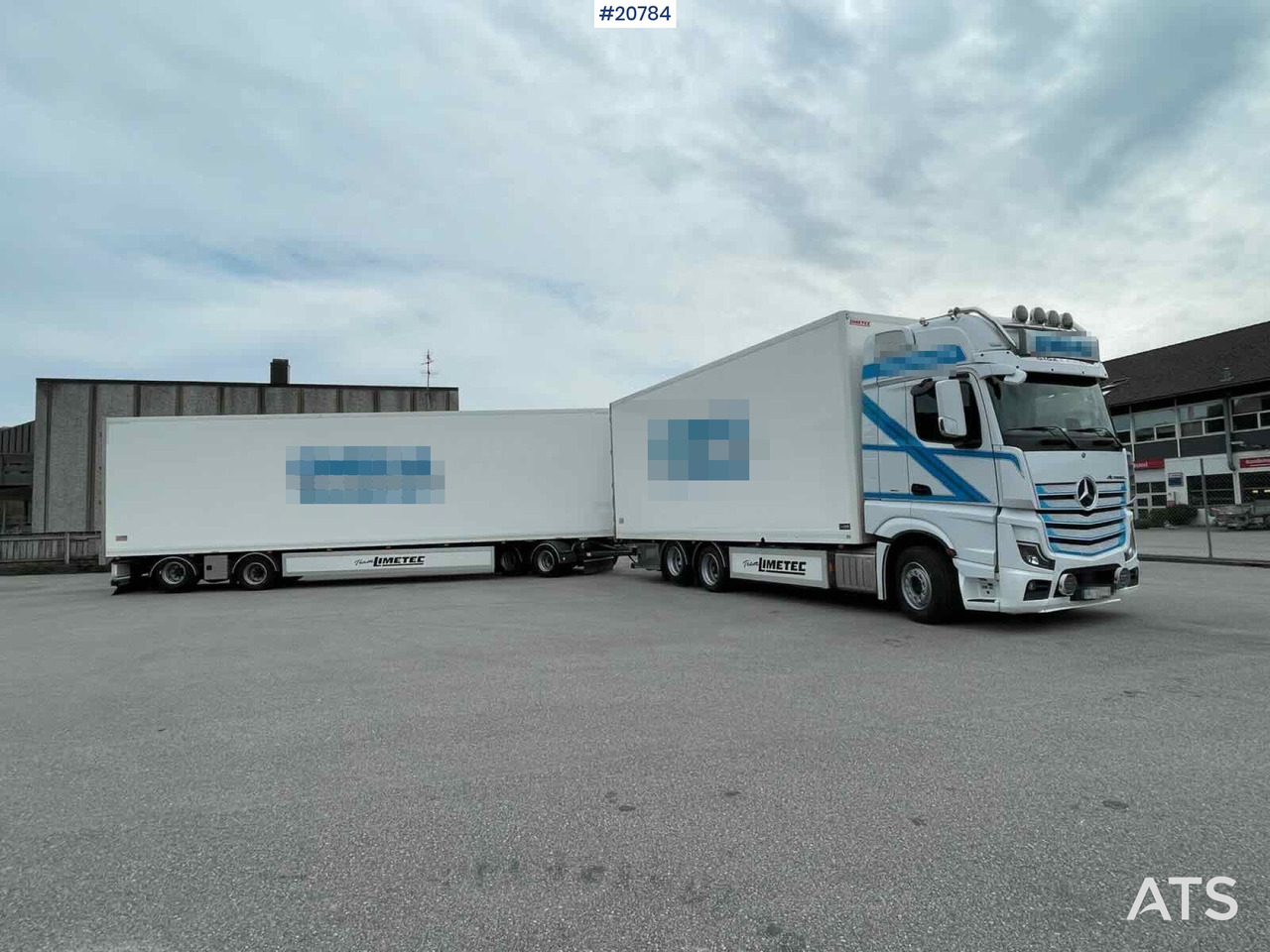 Mercedes Actros - Box truck: picture 1 Mercedes Actros - Box truck: picture 1