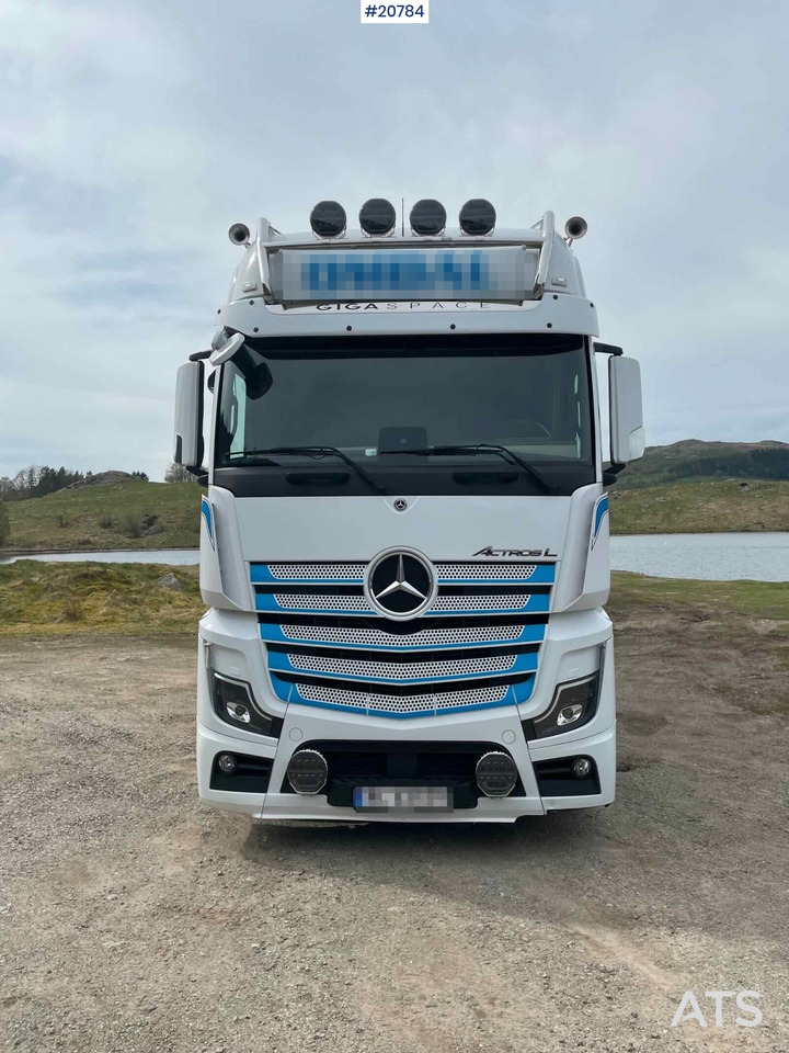 Mercedes Actros - Box truck: picture 3 Mercedes Actros - Box truck: picture 3