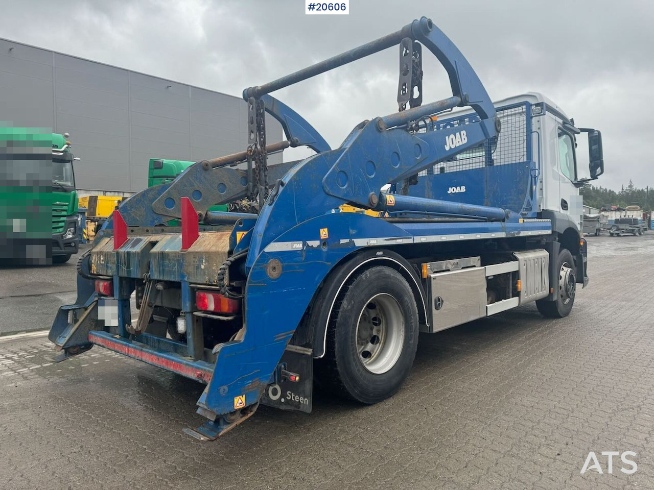 Mercedes Antos 1833 - Skip loader truck: picture 3 Mercedes Antos 1833 - Skip loader truck: picture 3