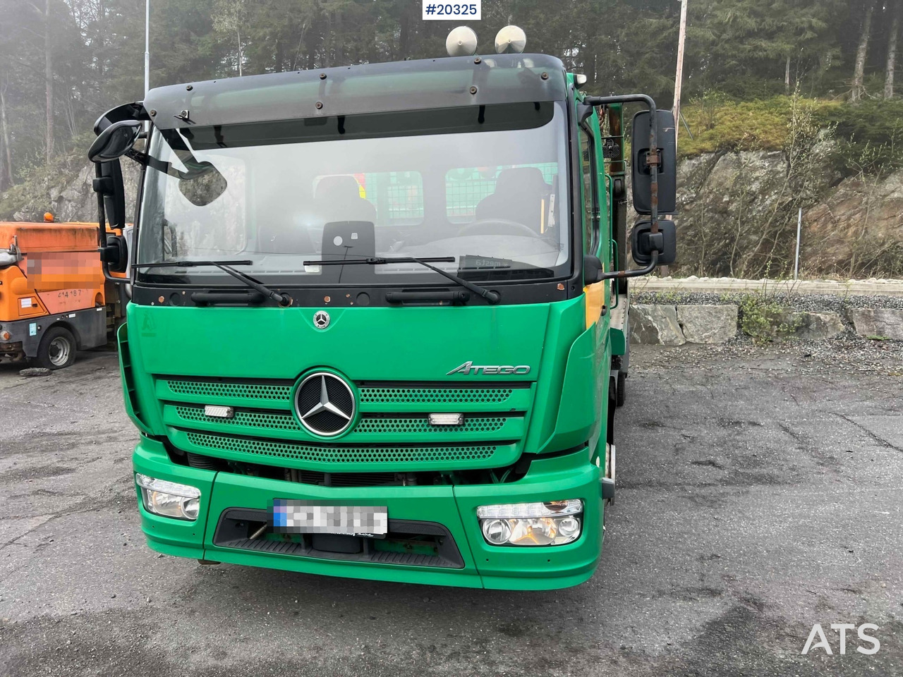 Mercedes Atego 1524 - Skip loader truck: picture 3 Mercedes Atego 1524 - Skip loader truck: picture 3