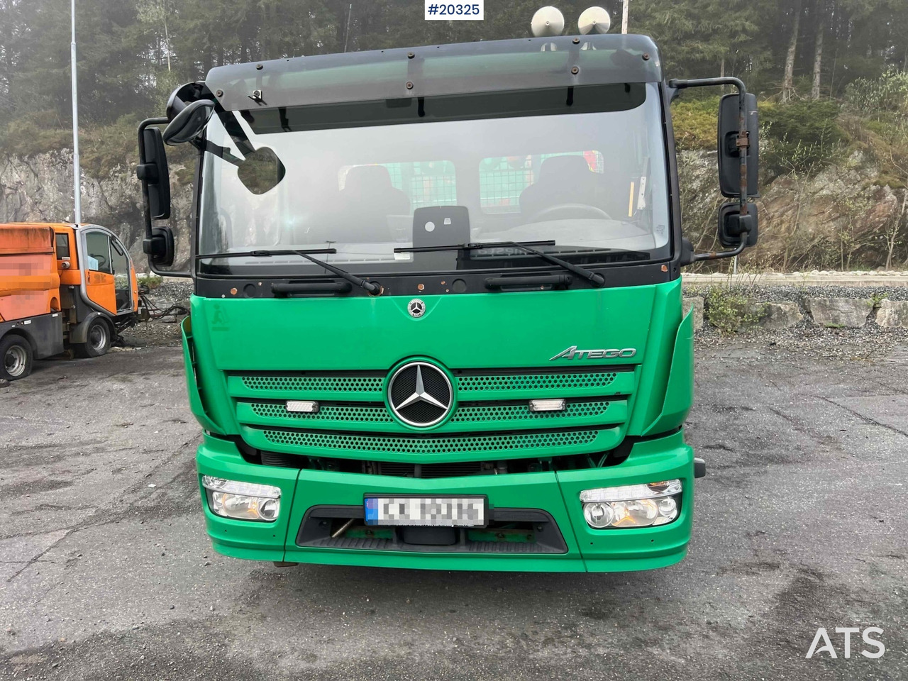 Mercedes Atego 1524 - Skip loader truck: picture 4 Mercedes Atego 1524 - Skip loader truck: picture 4