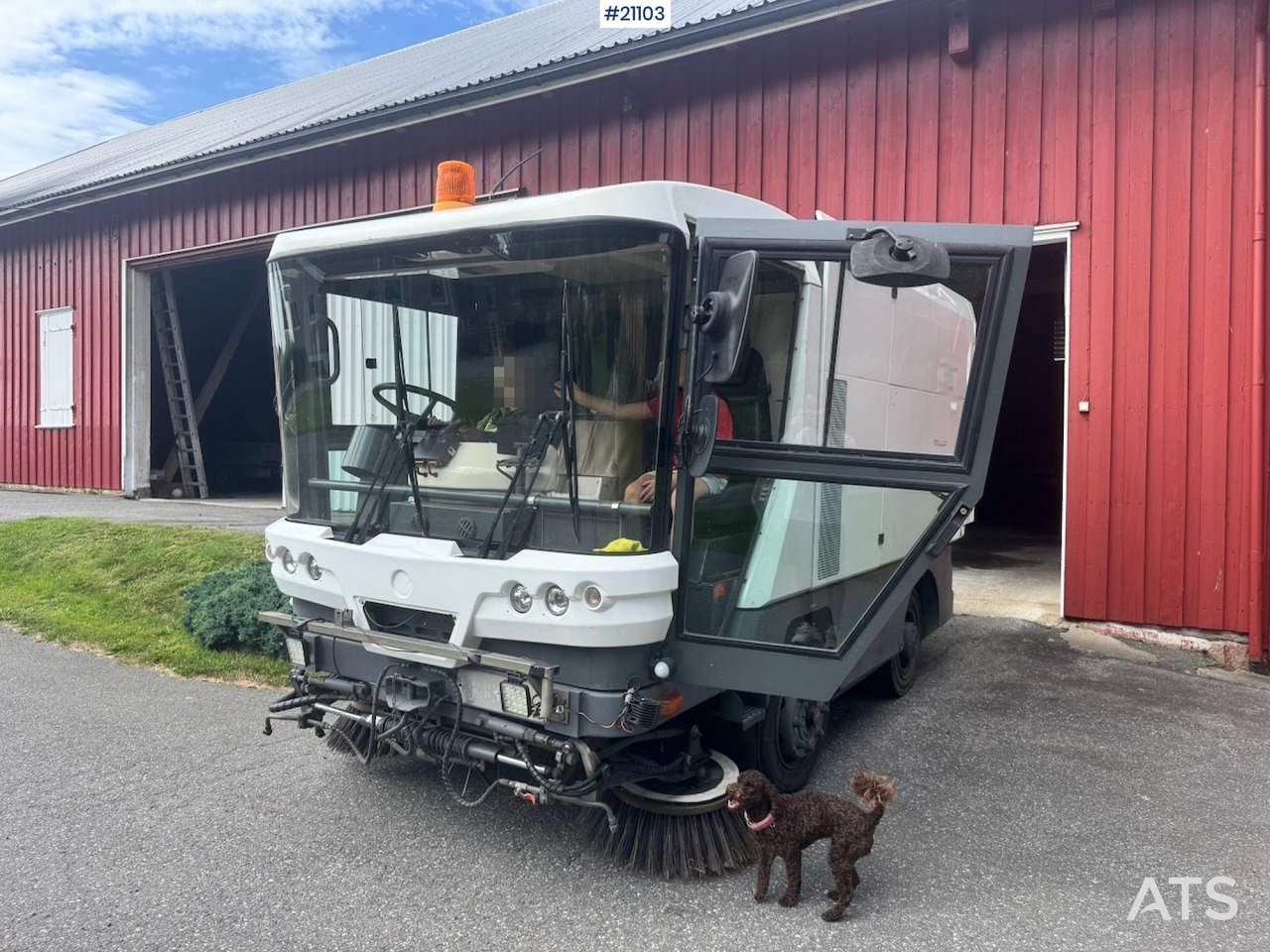 Ravo 540 - Road sweeper: picture 1 Ravo 540 - Road sweeper: picture 1