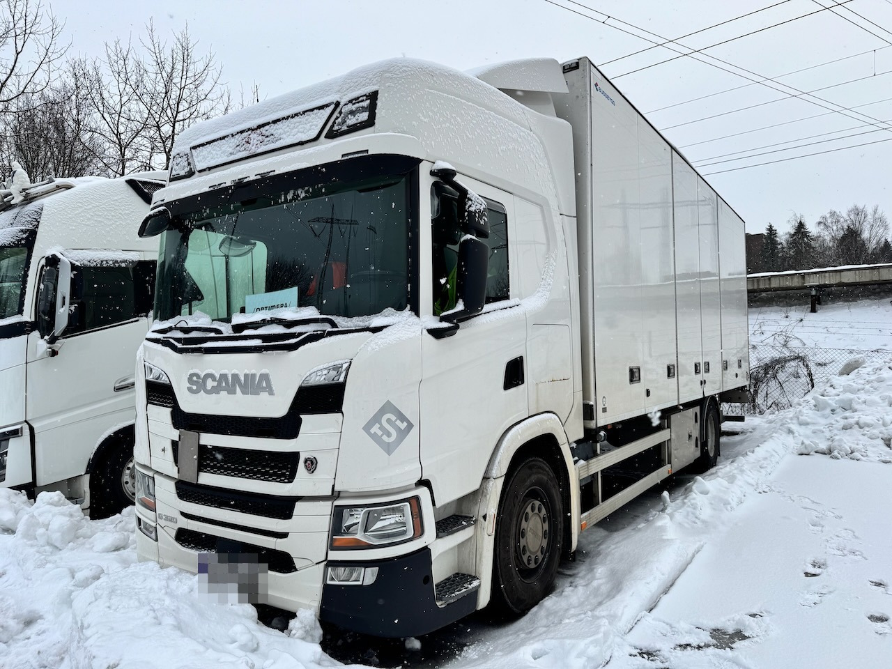 Scania G320 - Box truck: picture 1 Scania G320 - Box truck: picture 1