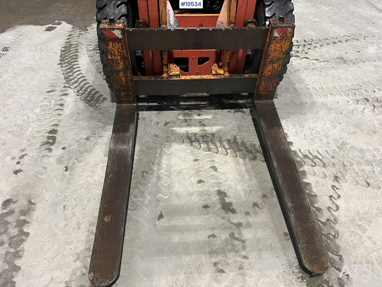 Forklift Toyota 3FD33: picture 16