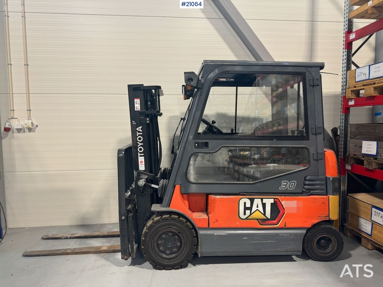 Toyota 7FBMF30 - Electric forklift: picture 1 Toyota 7FBMF30 - Electric forklift: picture 1