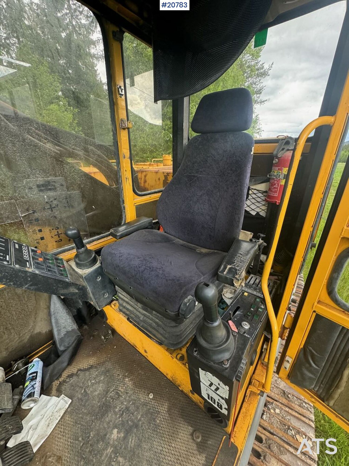 Crawler excavator Volvo EC230B: picture 26