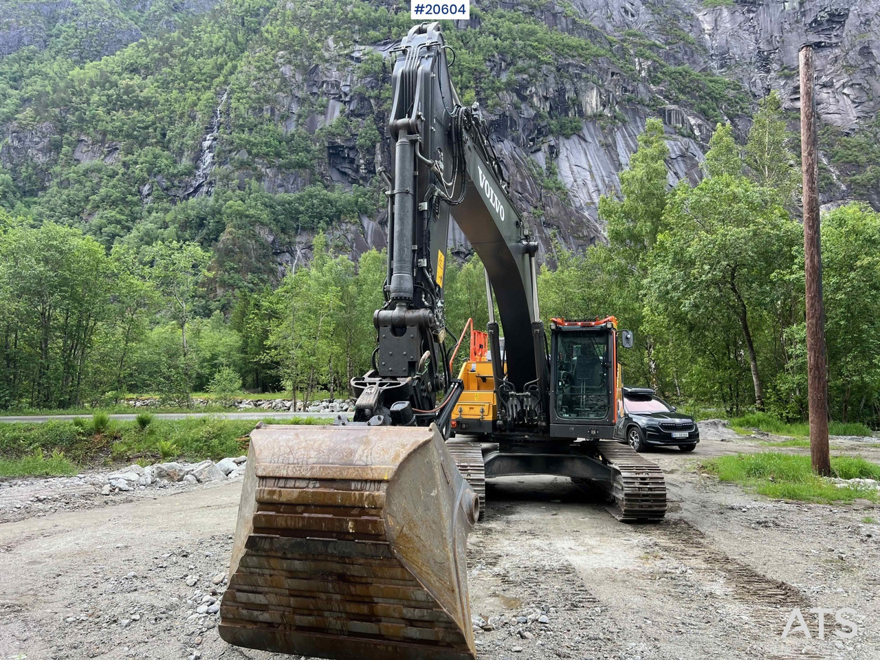 Volvo EC300 EL - Excavator: picture 4 Volvo EC300 EL - Excavator: picture 4