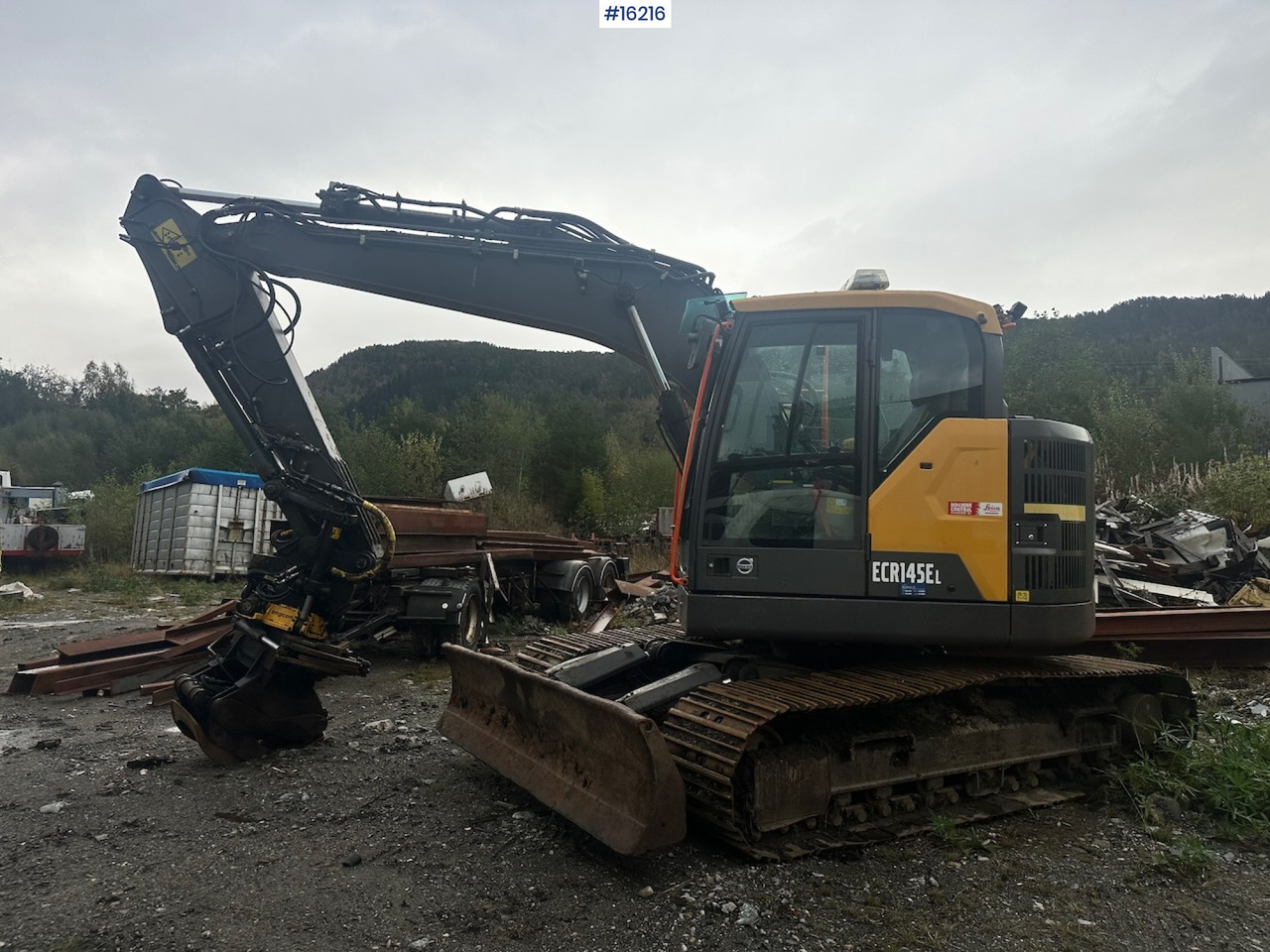 Volvo ECR145 - Excavator: picture 2 Volvo ECR145 - Excavator: picture 2