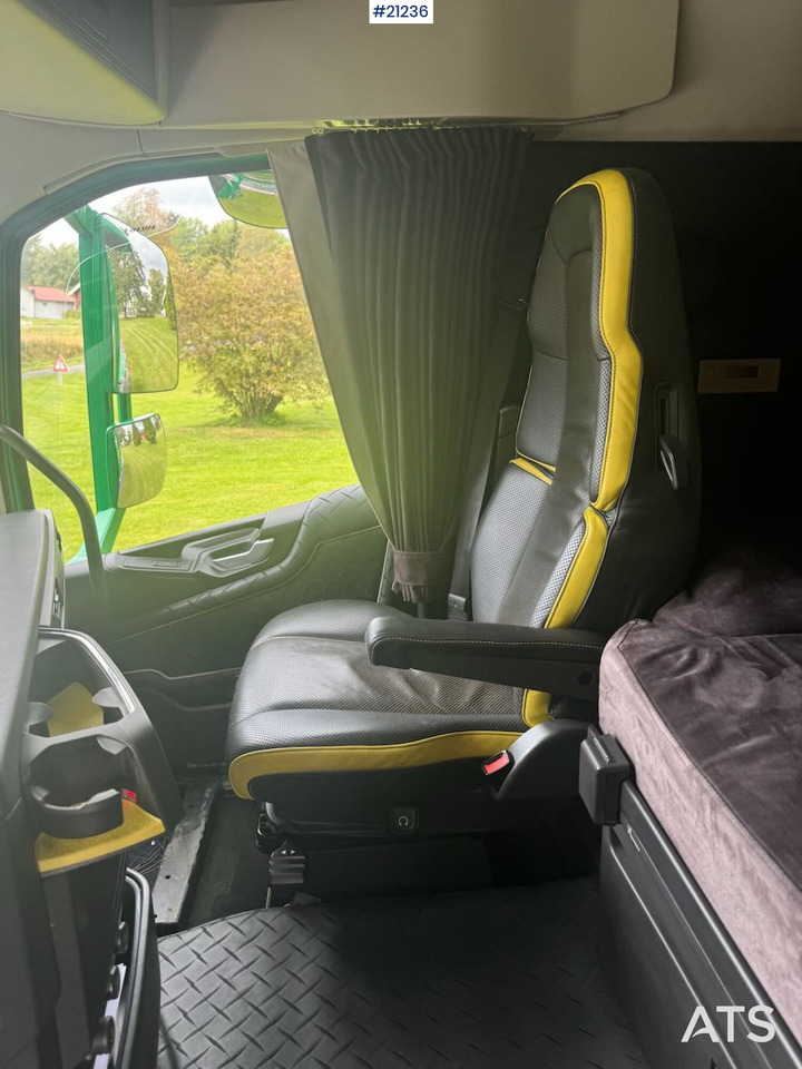 Hook lift truck Volvo FH16: picture 29