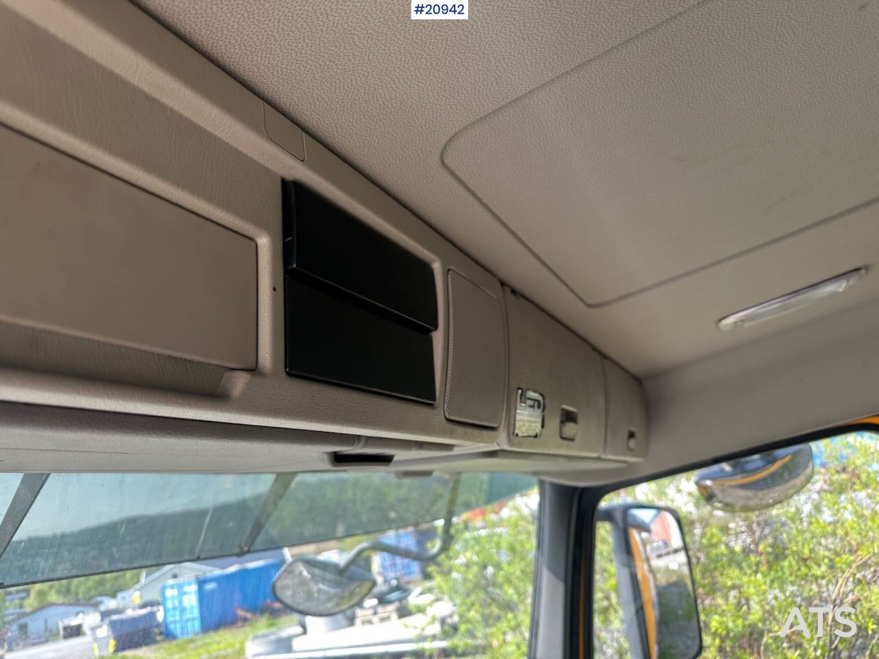 Garbage truck Volvo FM 370: picture 49