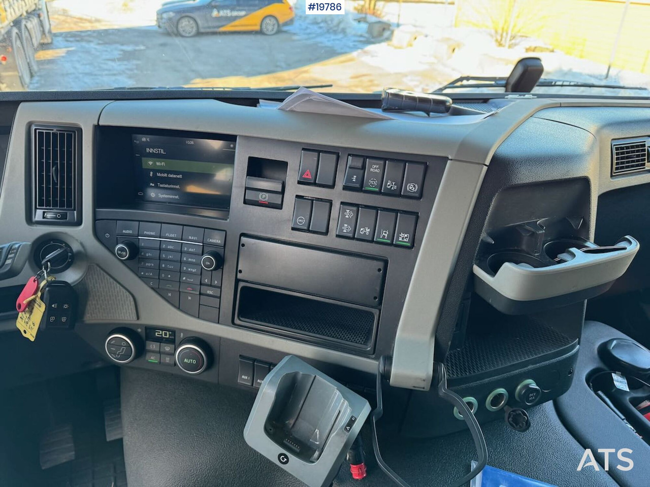 Lease a Volvo FM370 Volvo FM370: picture 30