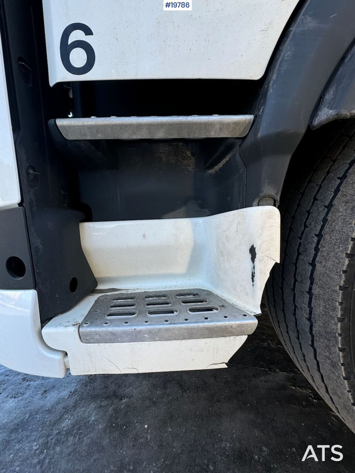 Lease a Volvo FM370 Volvo FM370: picture 11
