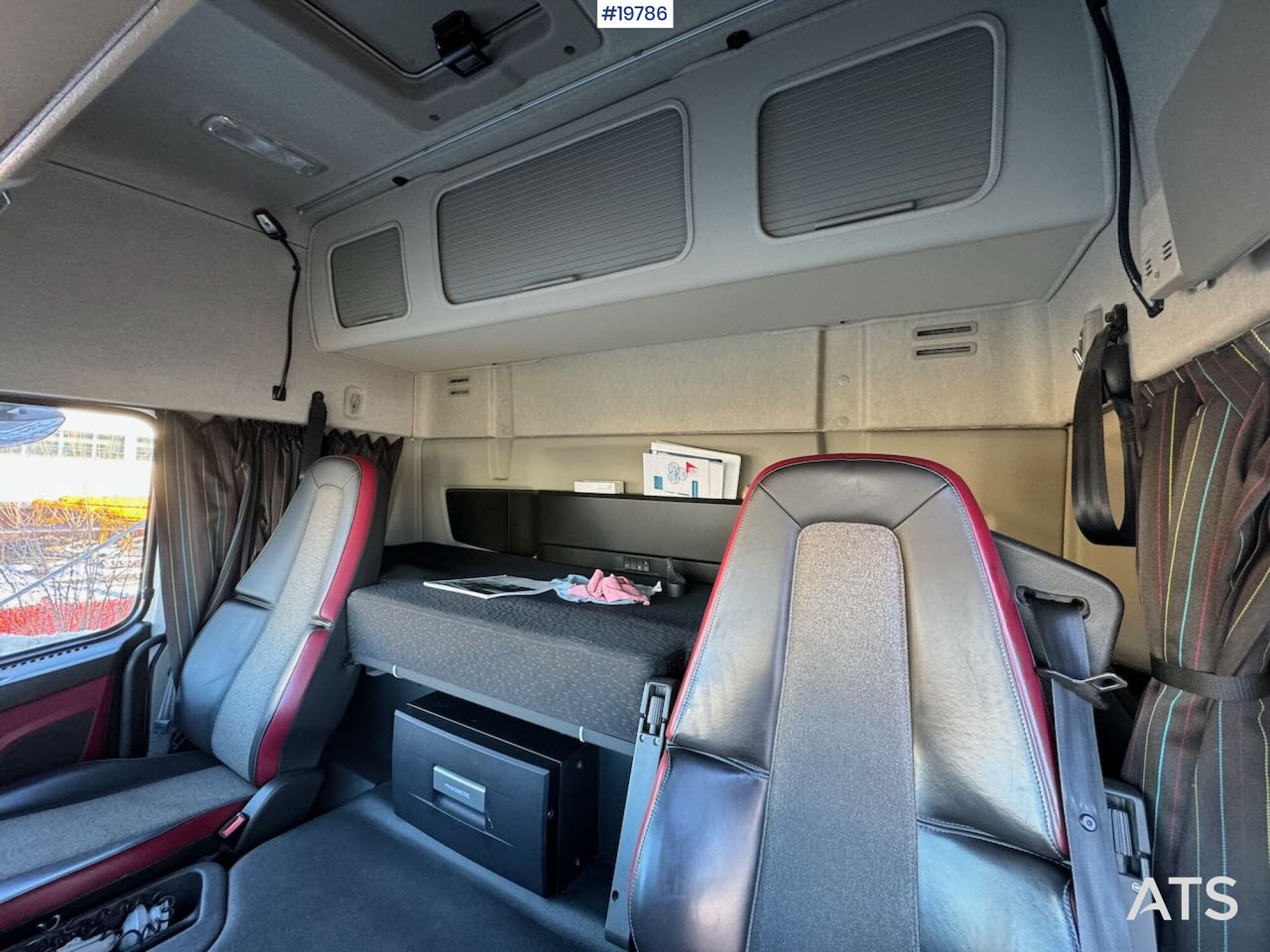 Lease a Volvo FM370 Volvo FM370: picture 23