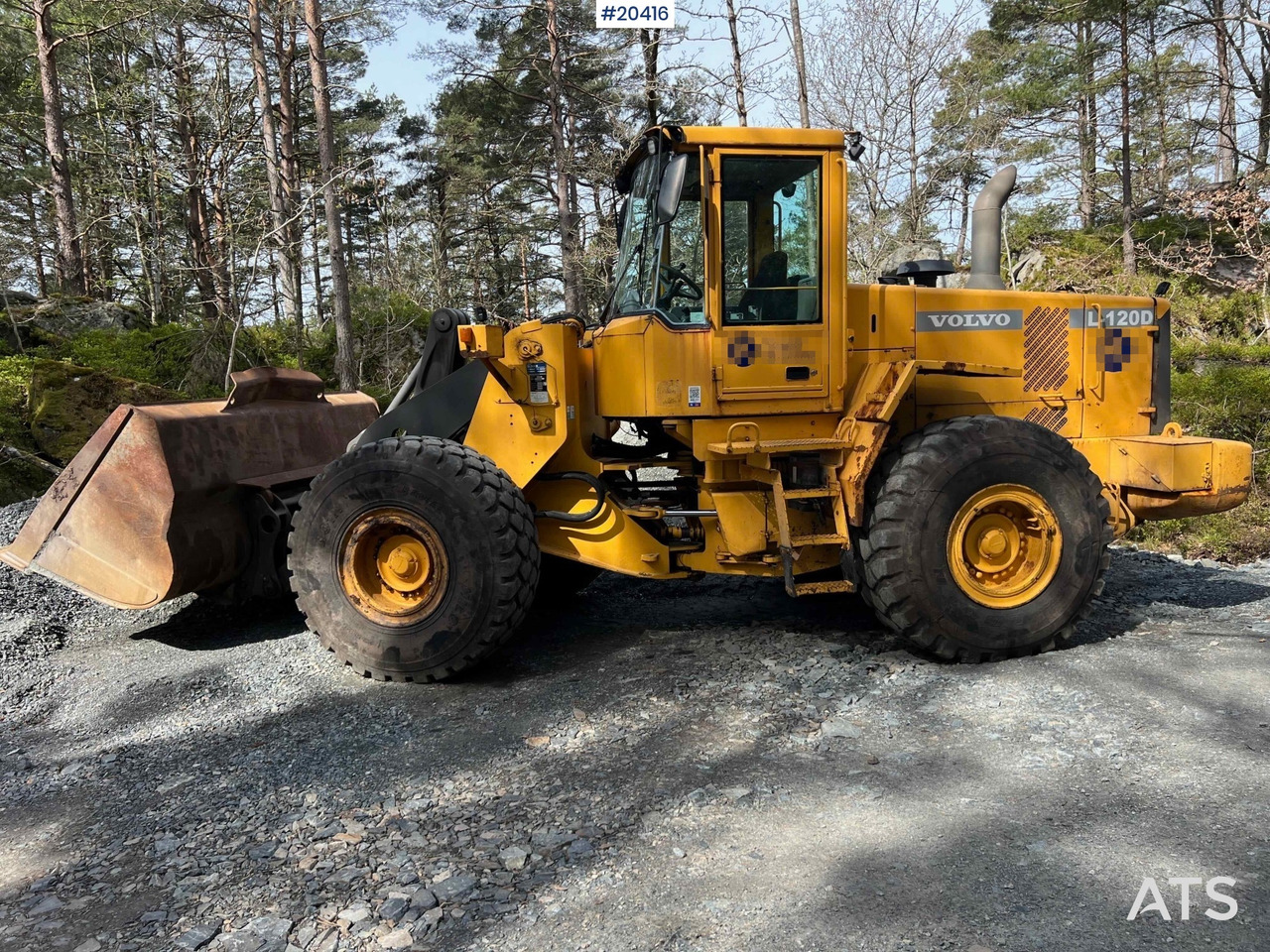 Volvo L120D - Wheel loader: picture 3 Volvo L120D - Wheel loader: picture 3