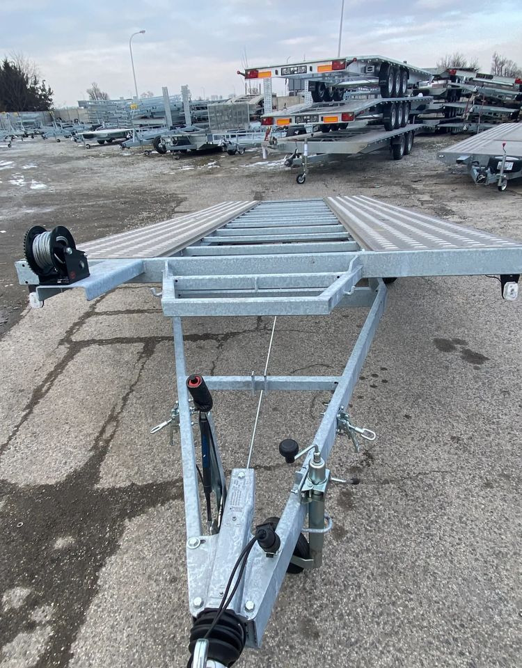 Boro Przyczepa uchylna 5,00 x 2,10 - Roll-off/ Skip trailer: picture 4 Boro Przyczepa uchylna 5,00 x 2,10 - Roll-off/ Skip trailer: picture 4