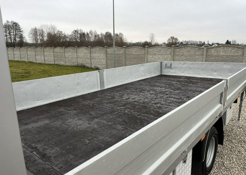 Combi van Iveco Daily: picture 29