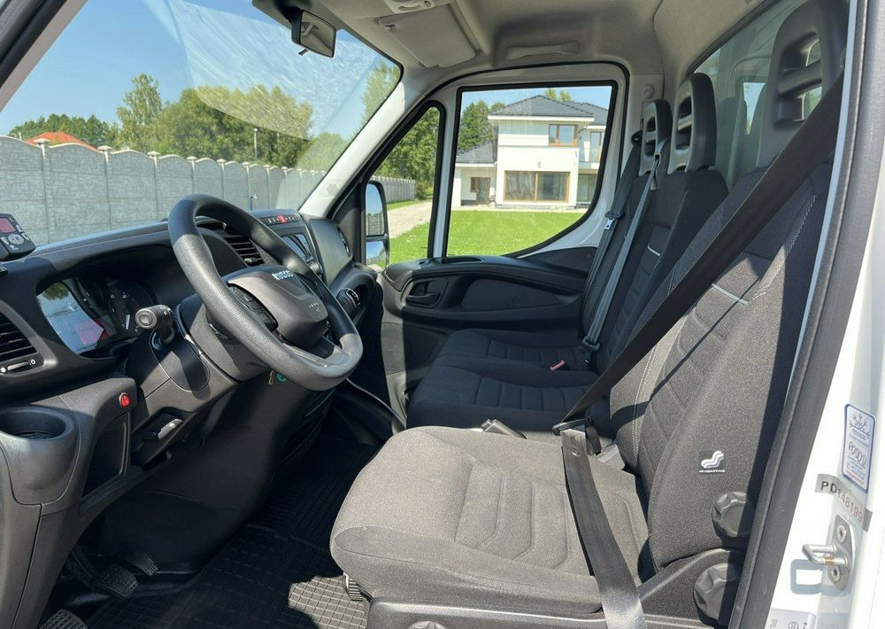 Refrigerated van Iveco Daily: picture 11