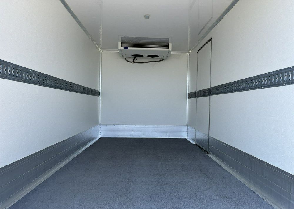 Refrigerated van Iveco Daily: picture 17