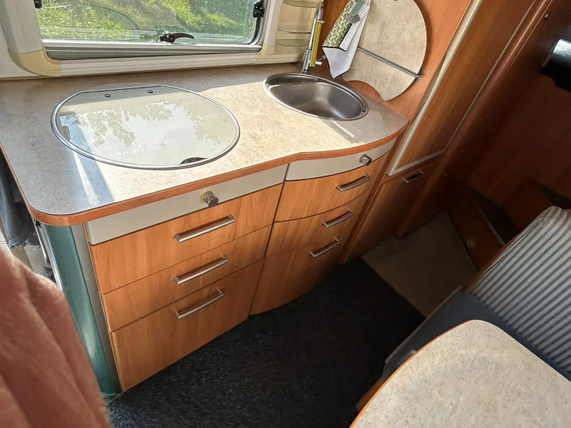 Integrated motorhome Fiat B644 6 personen HYMER de mooiste van Nederland: picture 7