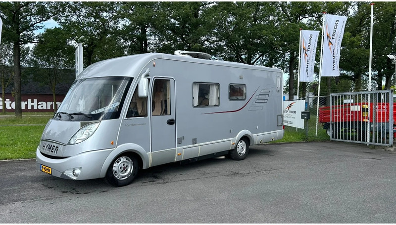 Integrated motorhome Hymer B 654 SL LANG Marge voertuig trekhaak Silverline: picture 1