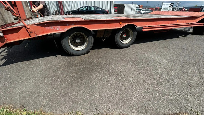 Mueller Mitteltal 3 as molenstel besturing wegverkeer - Low loader trailer: picture 4 Mueller Mitteltal 3 as molenstel besturing wegverkeer - Low loader trailer: picture 4