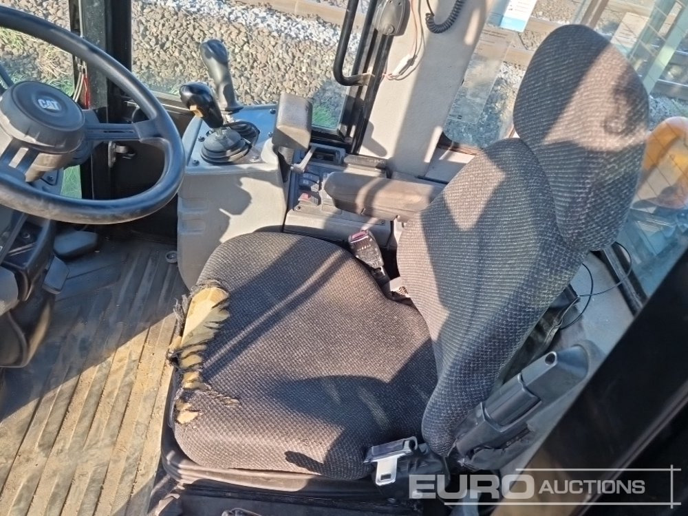 Wheel loader 2010 CAT 928H: picture 28