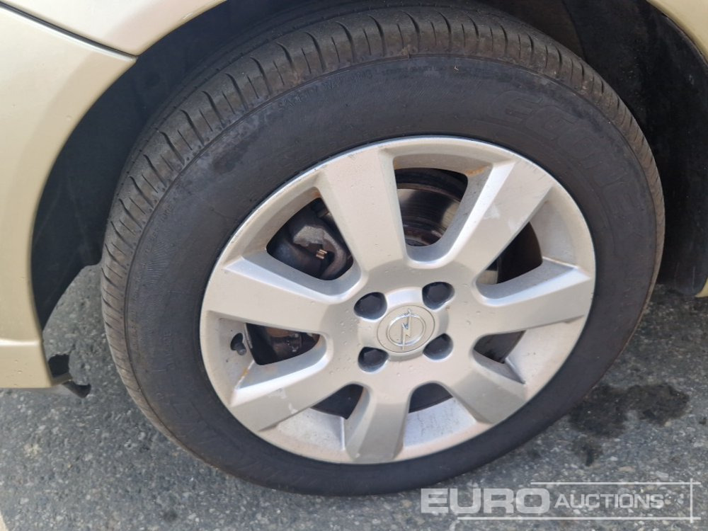 2010 Opel Meriva - Car: picture 5 2010 Opel Meriva - Car: picture 5