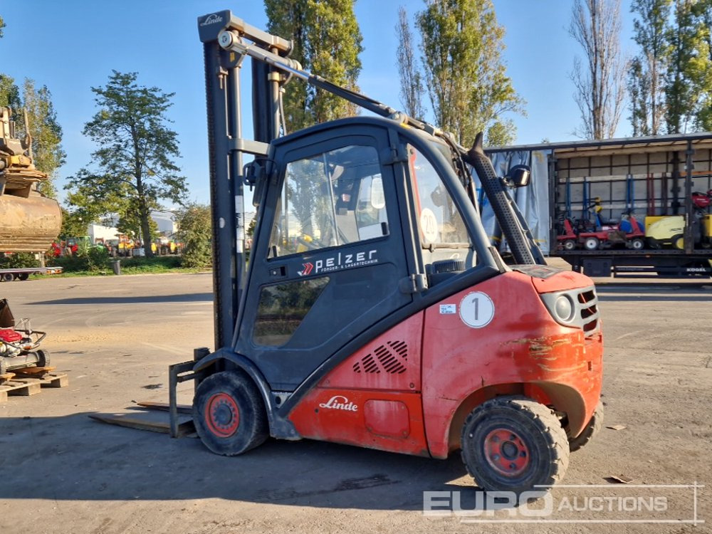 2012 Linde H30D - Forklift: picture 3 2012 Linde H30D - Forklift: picture 3