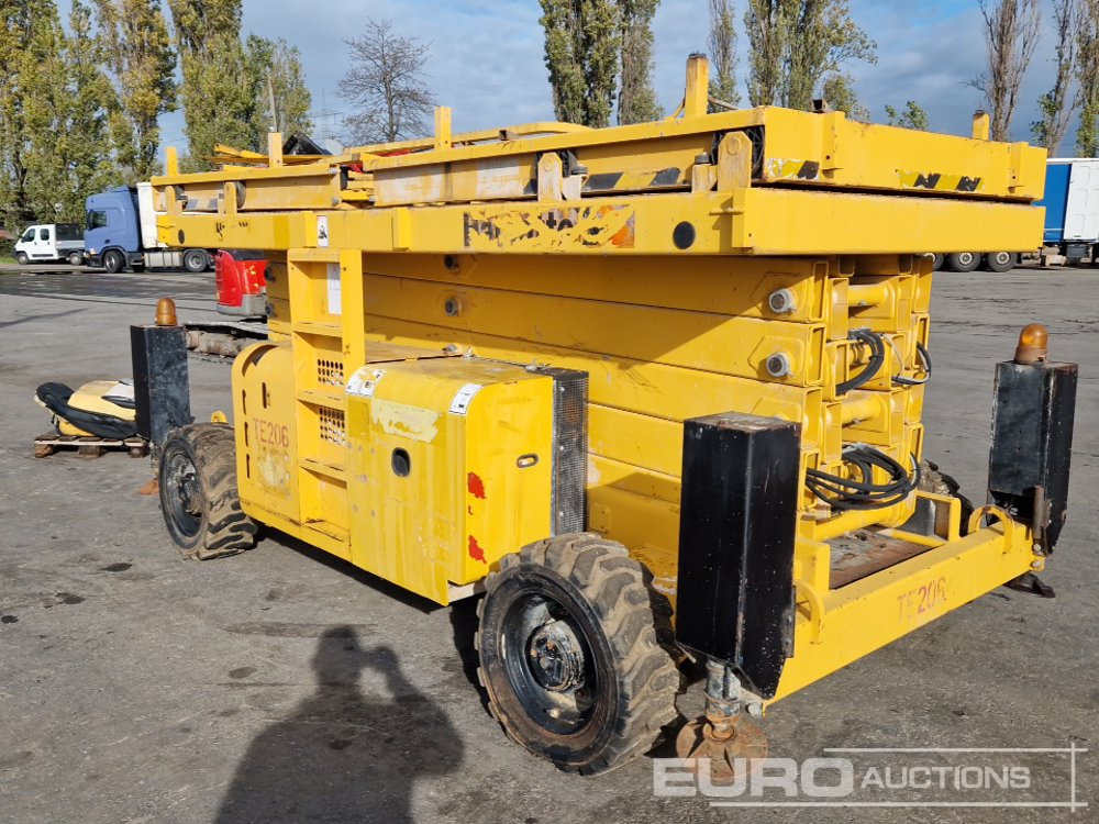 2013 Haulotte H18SXNT - Scissor lift: picture 4 2013 Haulotte H18SXNT - Scissor lift: picture 4