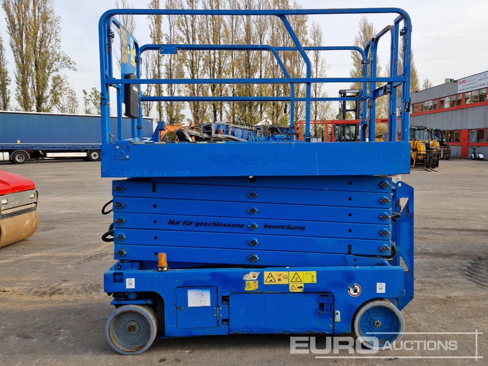 2014 Genie GS-4047 - Scissor lift: picture 5 2014 Genie GS-4047 - Scissor lift: picture 5