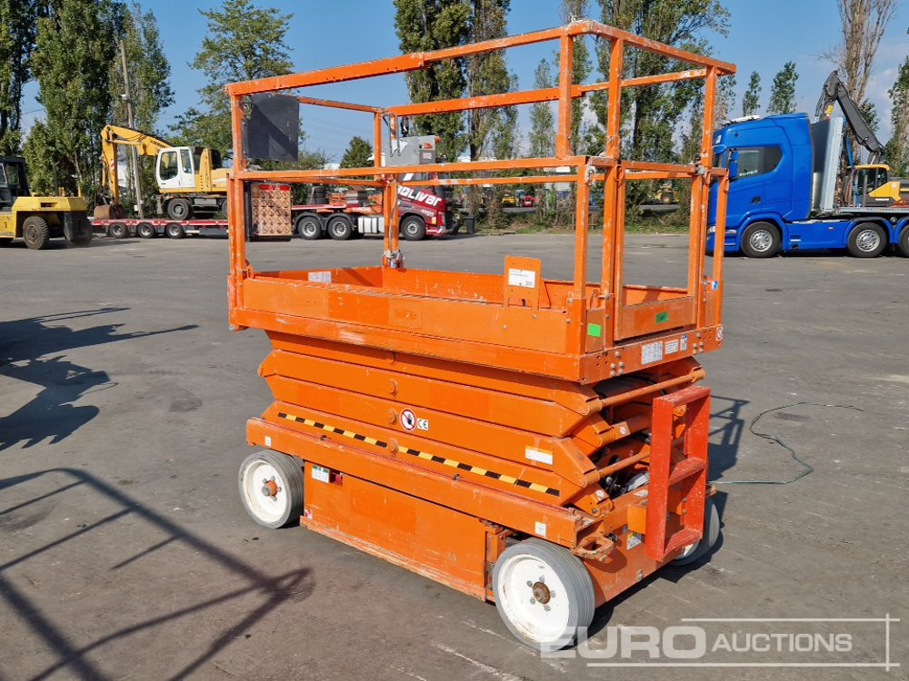 2014 SkyJack SJ111-4626 - Aerial platform: picture 3 2014 SkyJack SJ111-4626 - Aerial platform: picture 3