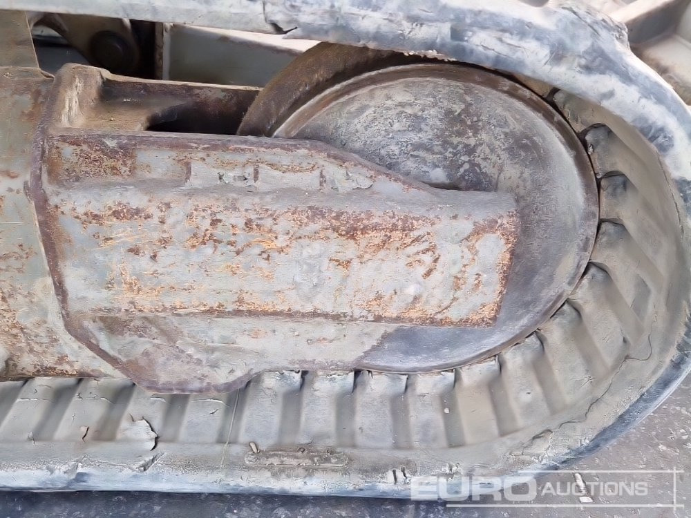 Mini excavator 2014 Volvo EC25D: picture 10