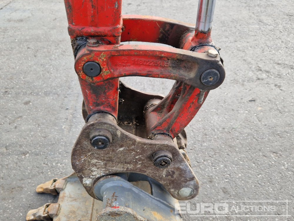 Mini excavator 2014 Volvo EC25D: picture 19