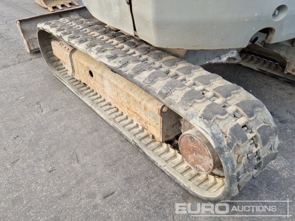 Mini excavator 2014 Volvo EC25D: picture 11