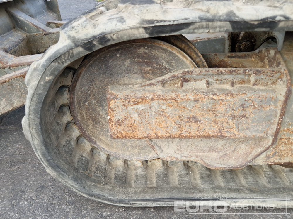 Mini excavator 2014 Volvo EC25D: picture 13
