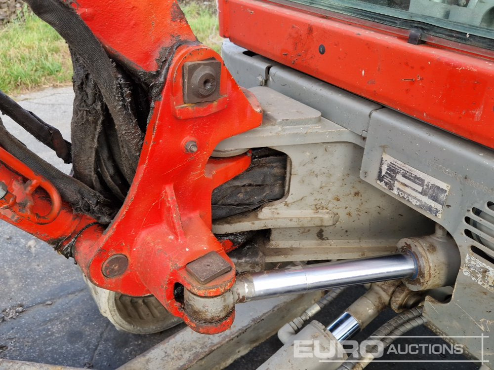Mini excavator 2014 Volvo EC25D: picture 24