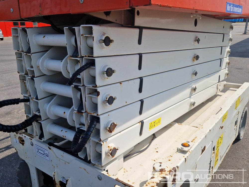 Aerial platform 2015 Genie GS-4047: picture 13
