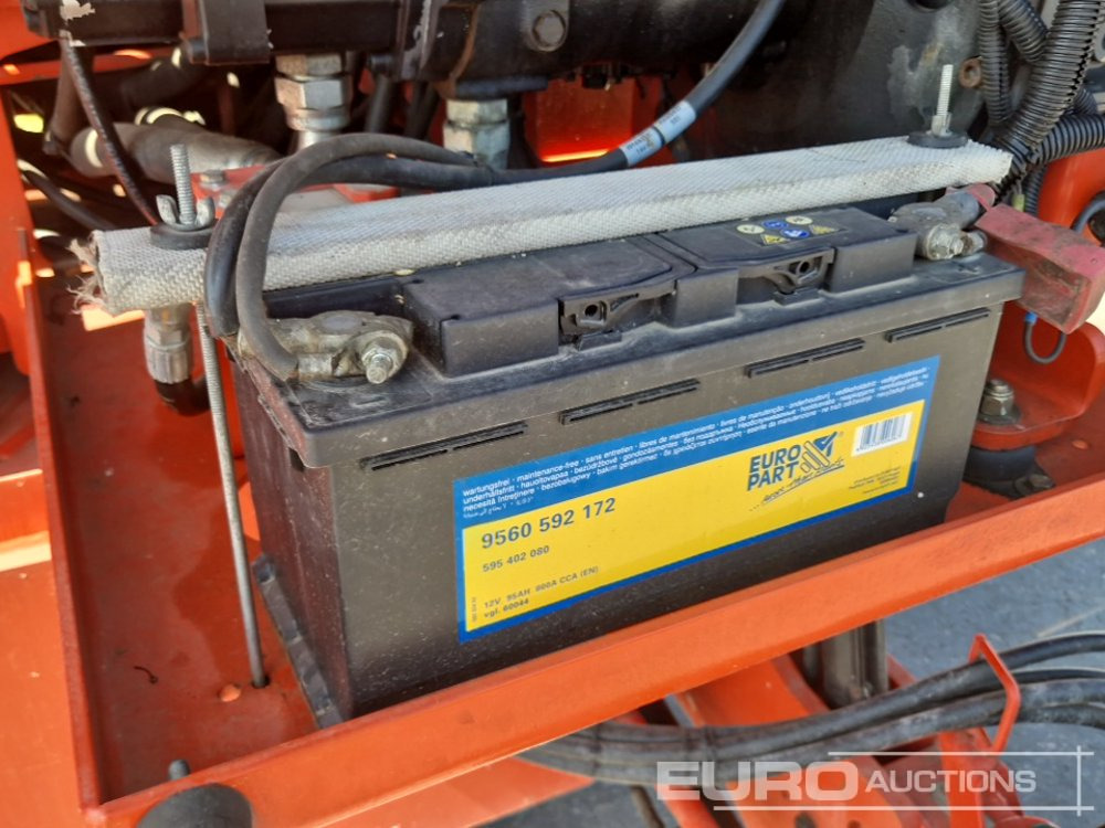 Aerial platform 2015 Genie S-45: picture 28