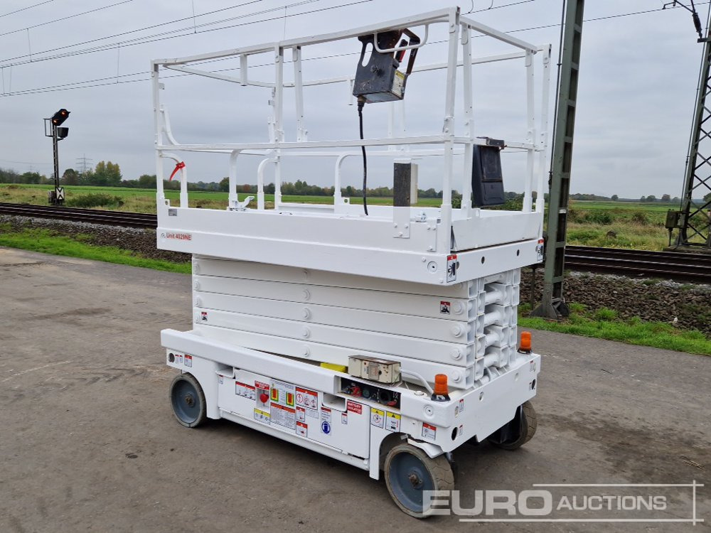 2015 Haulotte Compact 14 - Aerial platform: picture 3 2015 Haulotte Compact 14 - Aerial platform: picture 3