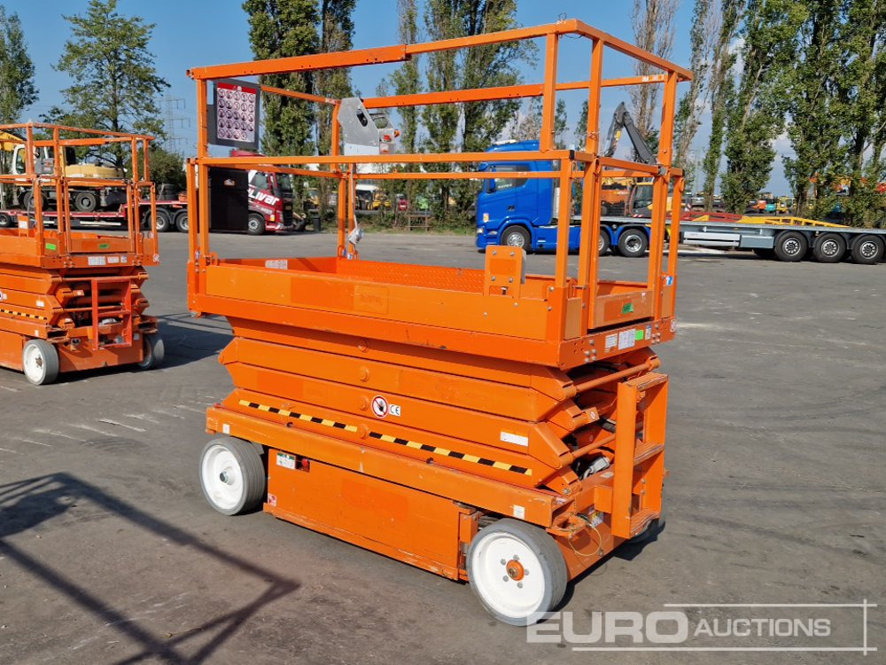 2015 SkyJack SJ111-4626 - Aerial platform: picture 3 2015 SkyJack SJ111-4626 - Aerial platform: picture 3