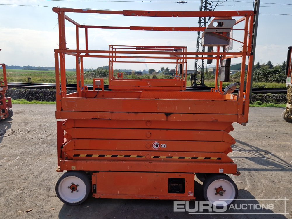 2015 SkyJack SJ111-4626 - Aerial platform: picture 2 2015 SkyJack SJ111-4626 - Aerial platform: picture 2