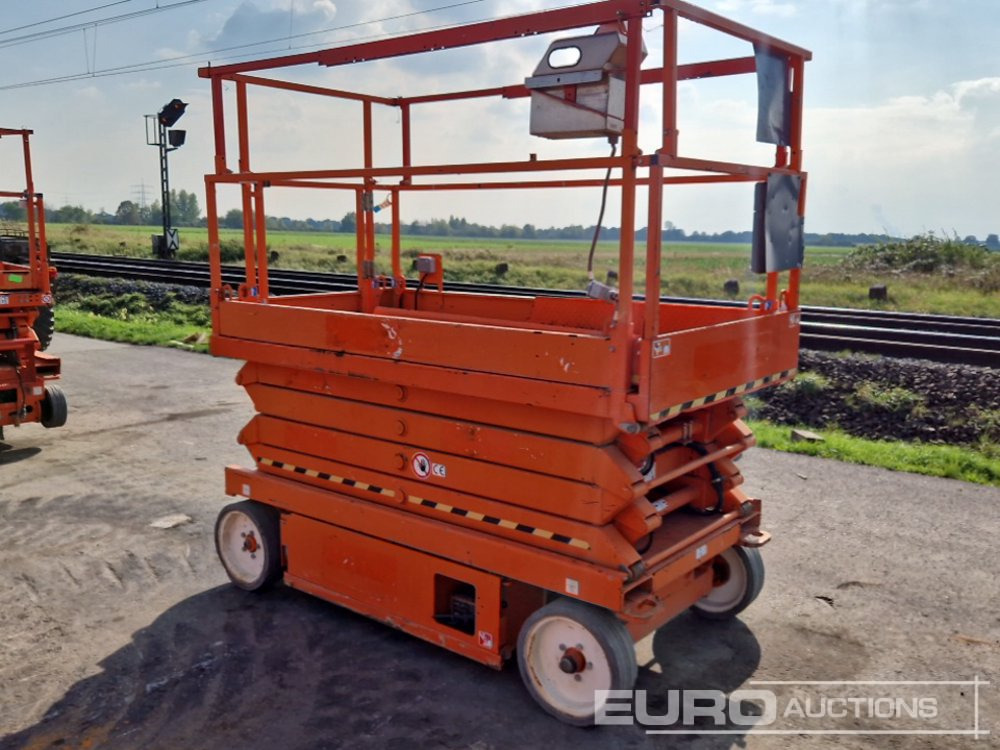 2015 SkyJack SJ111-4626 - Aerial platform: picture 3 2015 SkyJack SJ111-4626 - Aerial platform: picture 3