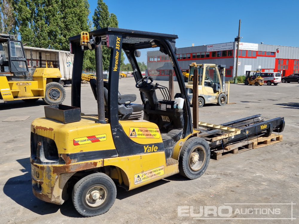 2016 Yale GDP35VX - Forklift: picture 3 2016 Yale GDP35VX - Forklift: picture 3