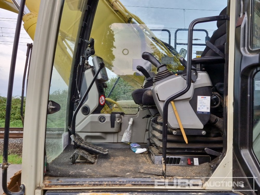 Crawler excavator 2017 CAT 326F: picture 38